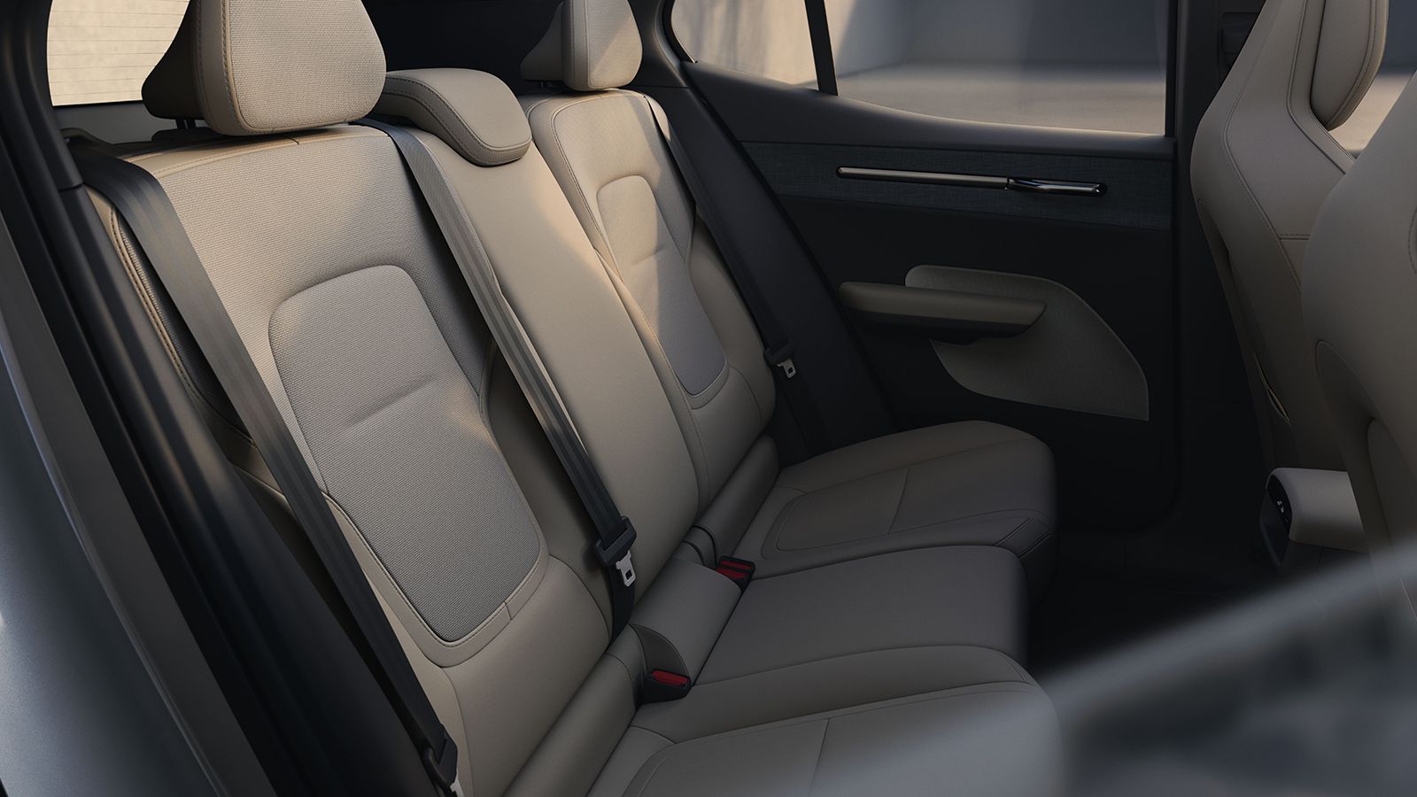 Volvo EX30: Με νέο κινητήρα 150 ίππων και αναβαθμισμένη καμπίνα